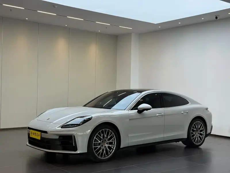 Porsche Panamera, 2025