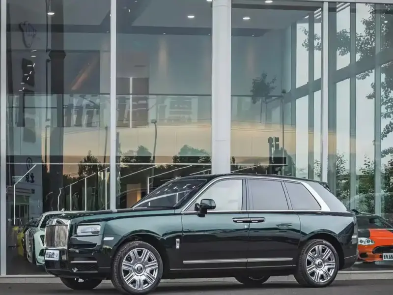 Rolls-Royce Cullinan, 2020