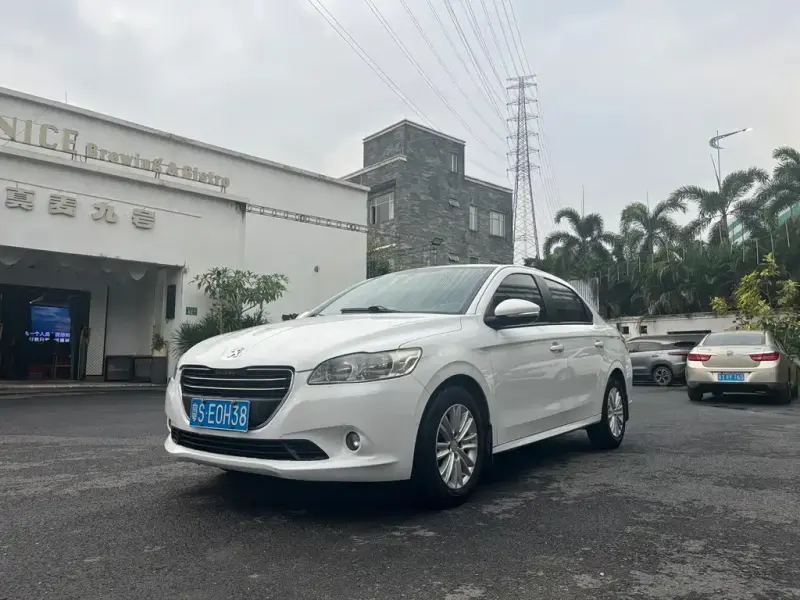 Peugeot 301, 2015