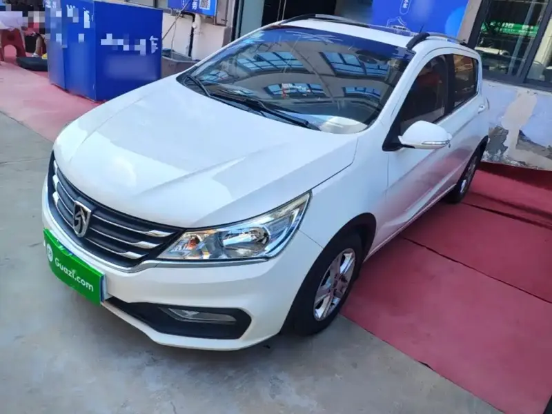 Baojun 310, 2017