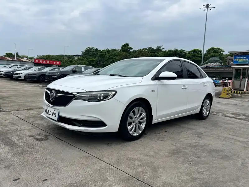 Buick Excelle, 2017 — фото 1