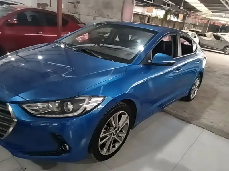 Hyundai Elantra, 2018 — фото 1