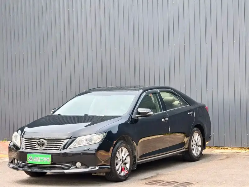 Toyota Camry, 2014