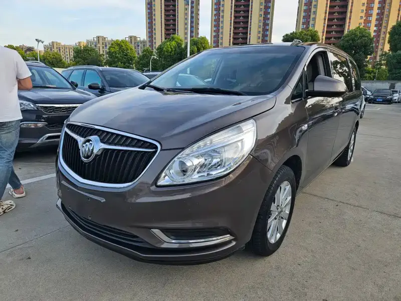 Buick GL8, 2017