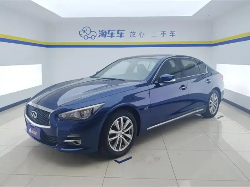 Infiniti Q50L, 2017