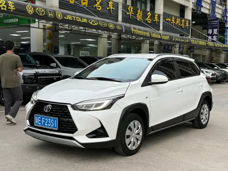 Toyota Yaris L, 2023