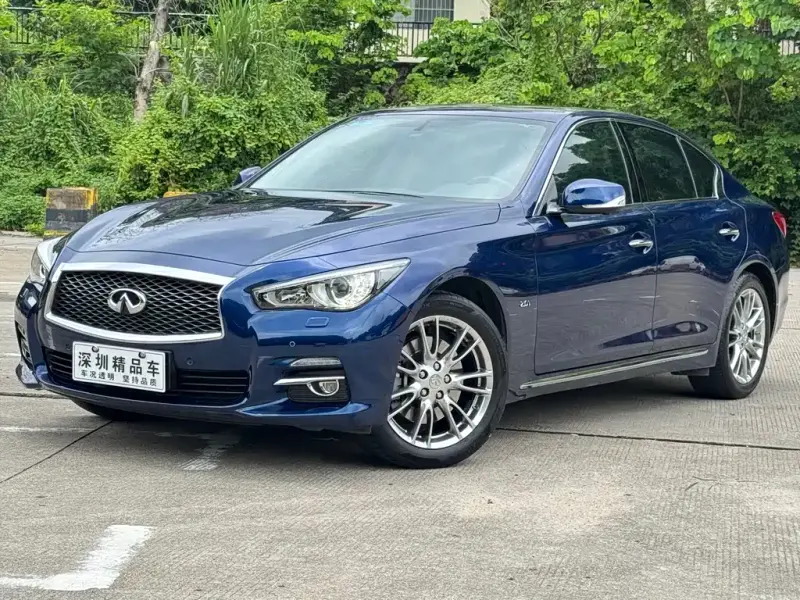 Infiniti Q50L, 2017