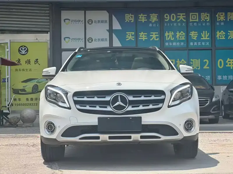 Mercedes-Benz GLA, 2018 — фото 1