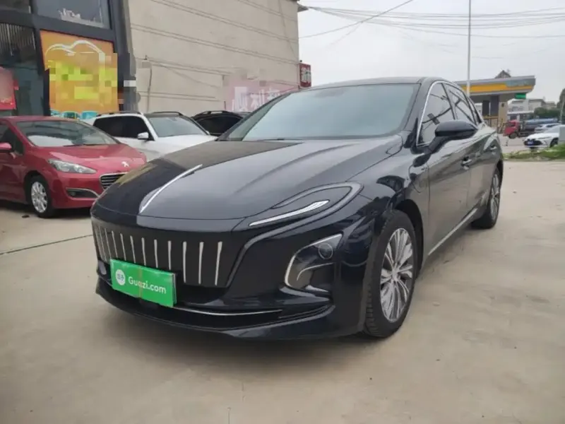 Hongqi E-QM5, 2023