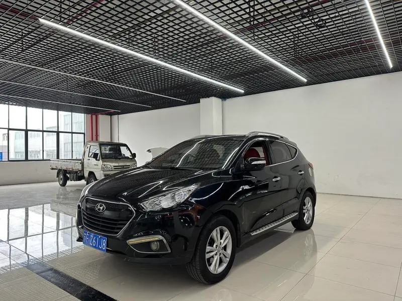 Hyundai ix35 2.0L Auto 2WD Sharp Edition GL, 2012 — фото 1