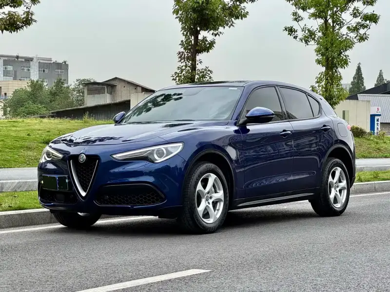 Alfa Romeo Stelvio, 2018