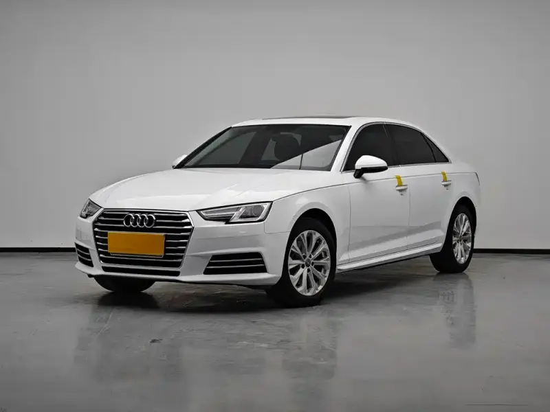 Audi A4L, 2017 — фото 1