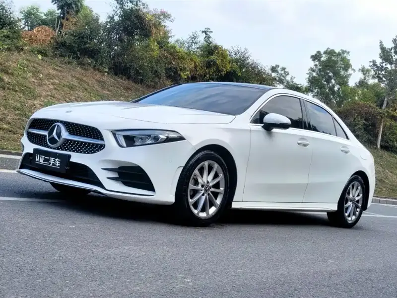 Mercedes-Benz A-Class, 2021 — фото 1