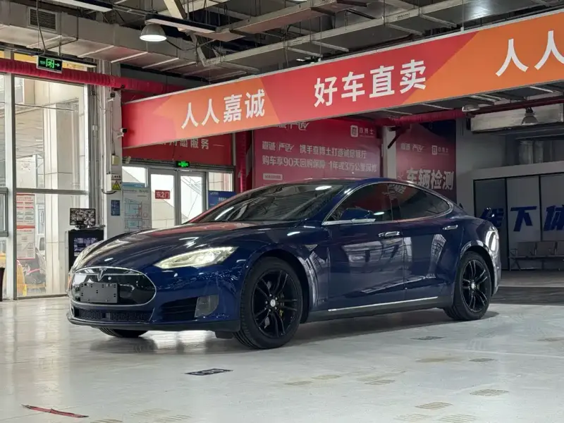 Tesla Model S, 2016