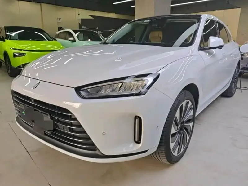 AITO M5, 2022