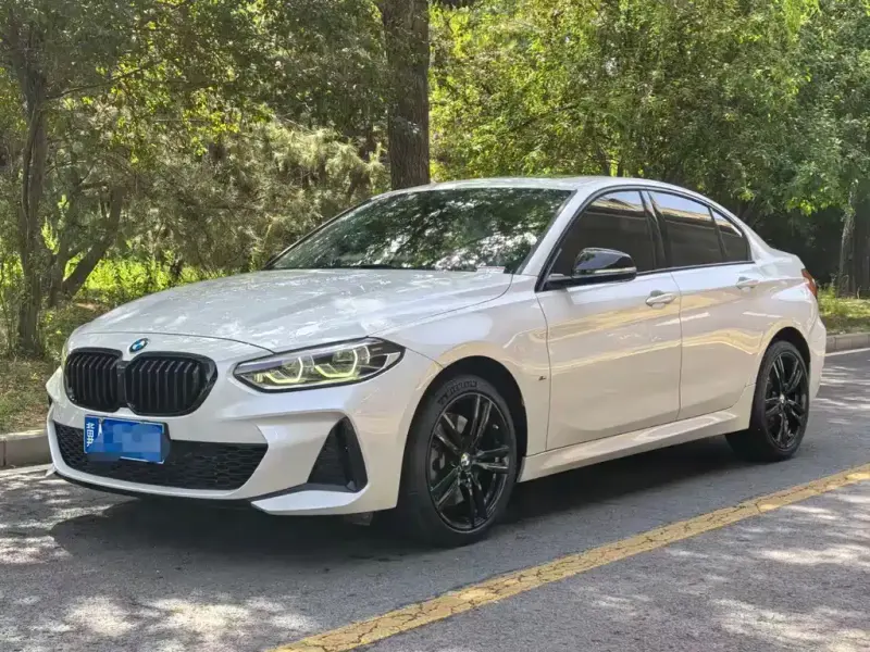 BMW 1 Series, 2022