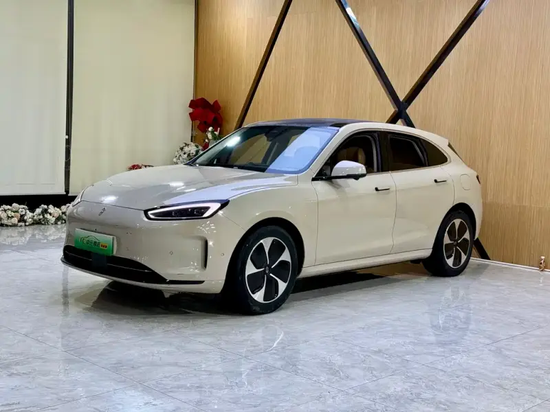 AITO M5, 2022