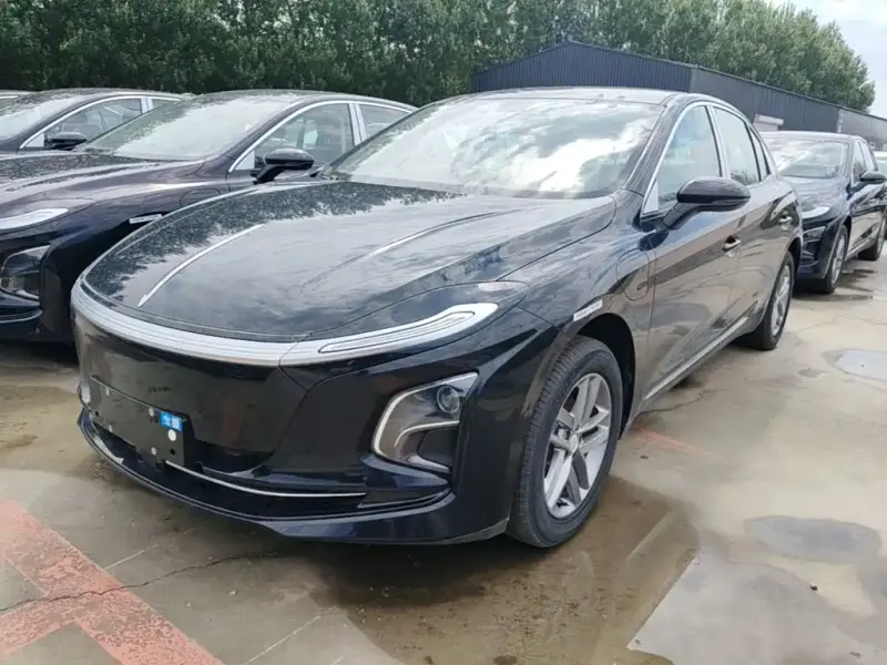 Hongqi E-QM5, 2026