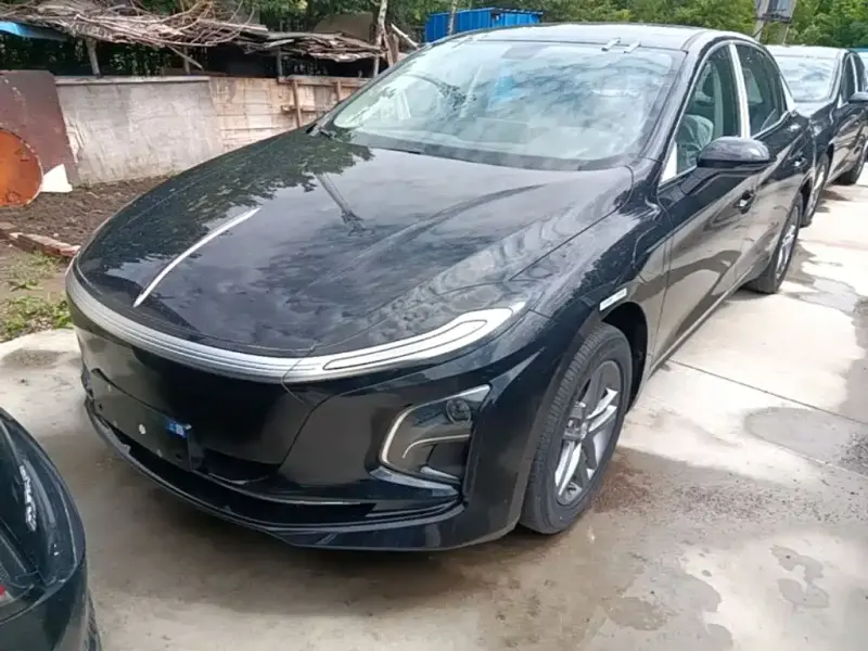 Hongqi E-QM5, 2026