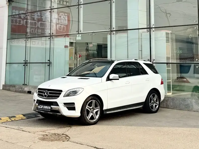 Mercedes-Benz M-Class, 2015
