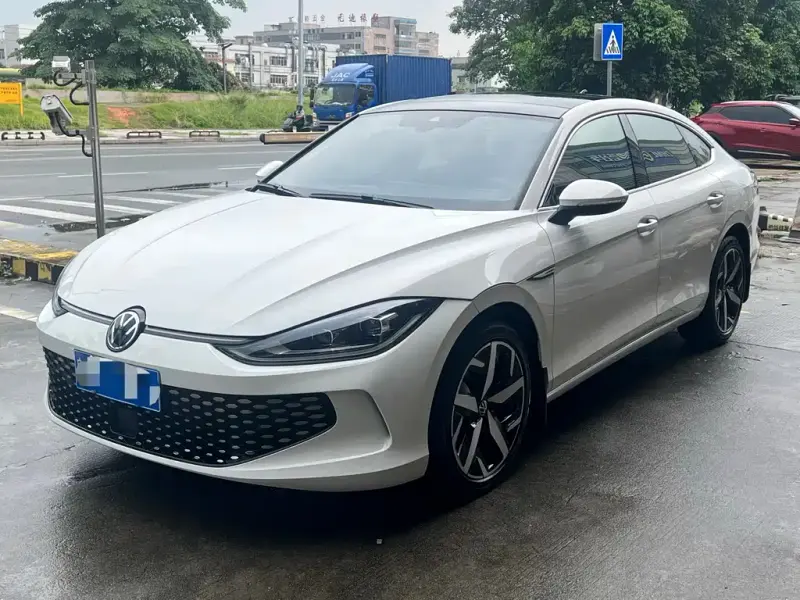 Volkswagen Lamando, 2023