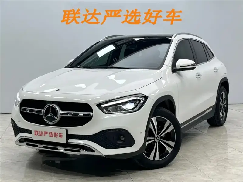Mercedes-Benz GLA, 2021 — фото 1