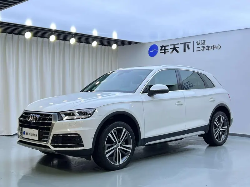 Audi Q5L, 2020