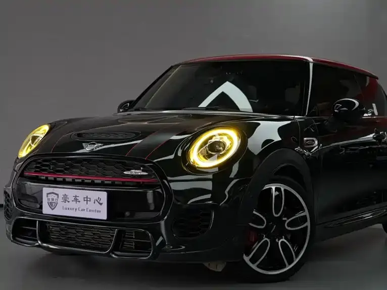 MINI JCW, 2019 — фото 1
