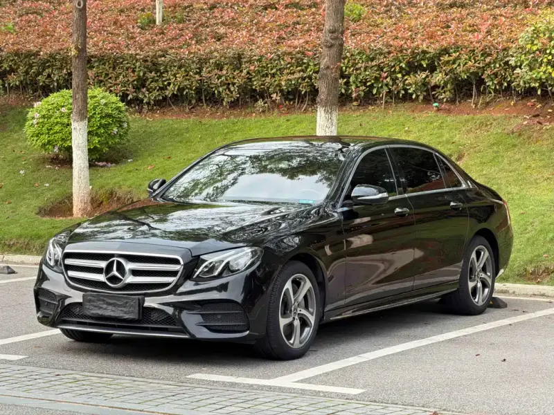 Mercedes-Benz E-Class, 2018 — фото 1