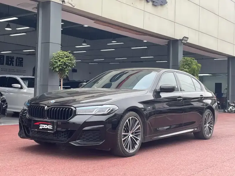 BMW 5 Series, 2020
