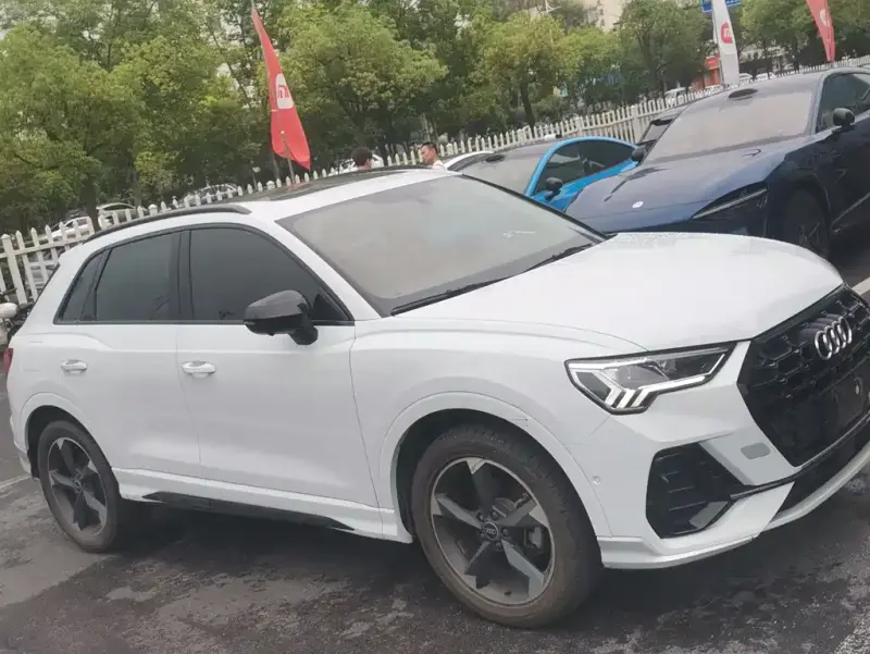Audi Q3, 2023