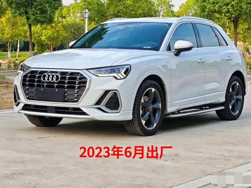 Audi Q3, 2023 — фото 1