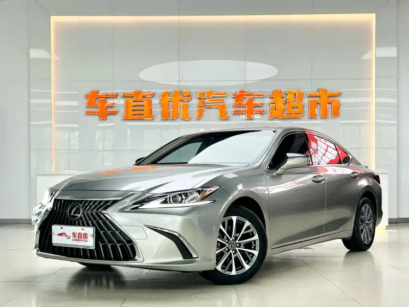 Lexus ES, 2023