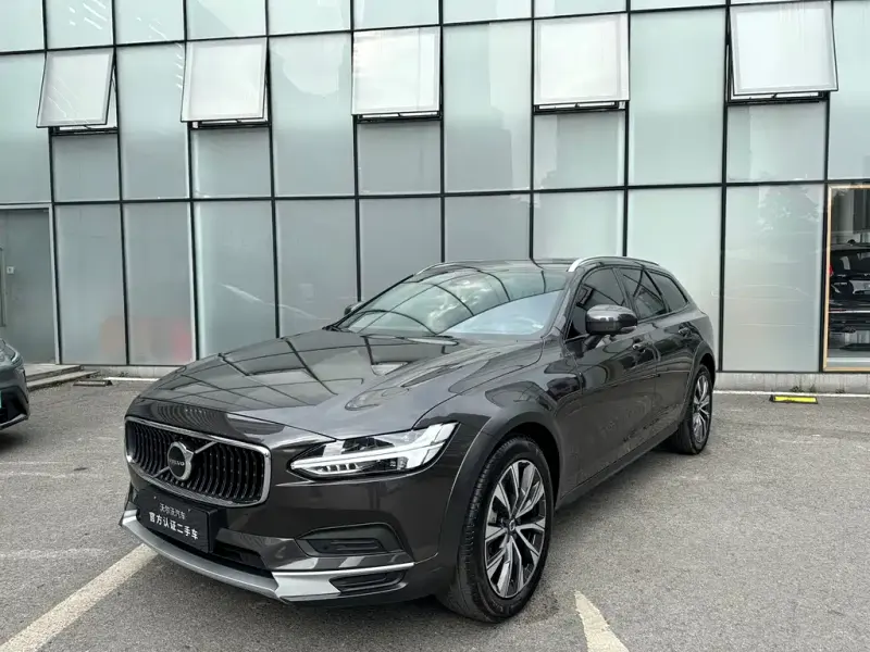 Volvo V90, 2024