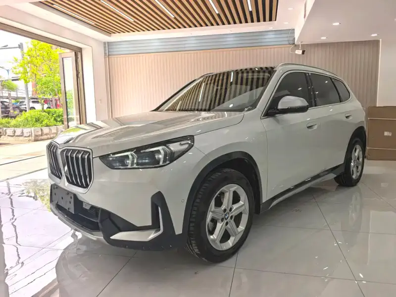 BMW X1, 2023 — фото 1