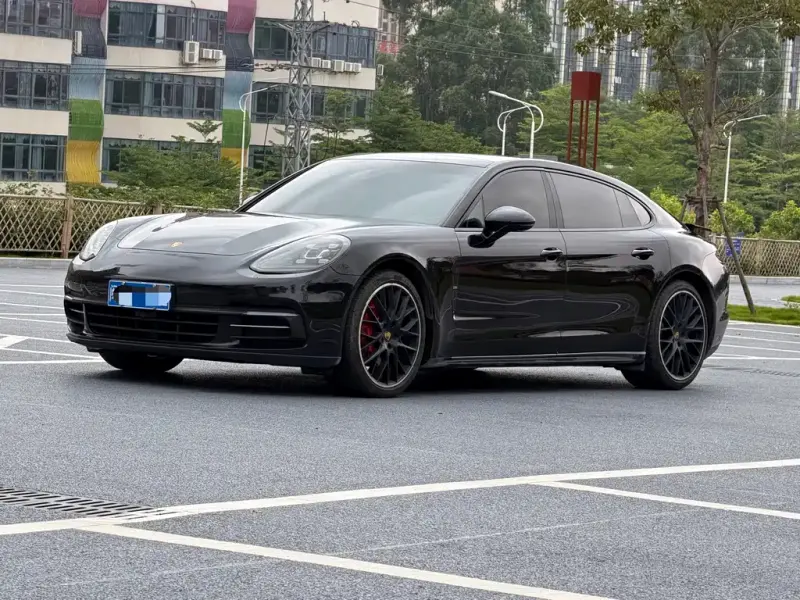 Porsche Panamera, 2018