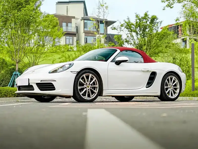 Porsche 718, 2022