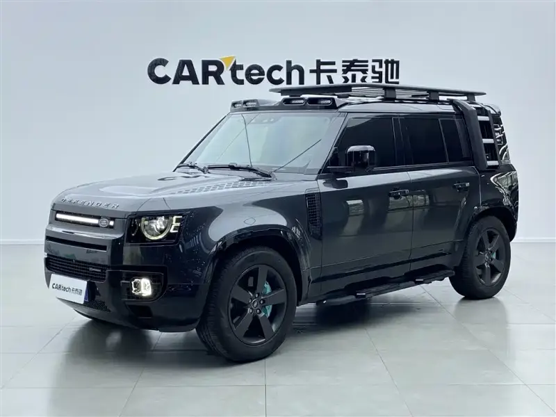 Land Rover Defender, 2023