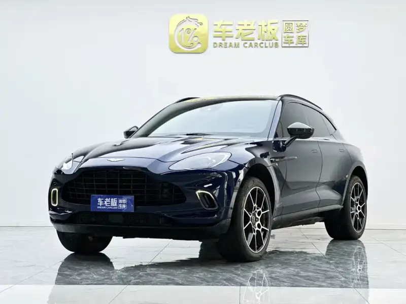 Aston Martin DBX, 2021