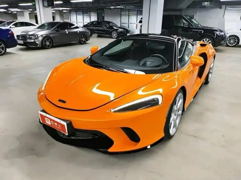 McLaren GT, 2022