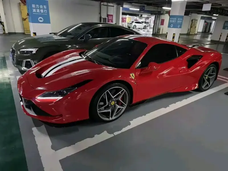 Ferrari F8, 2021 — фото 1