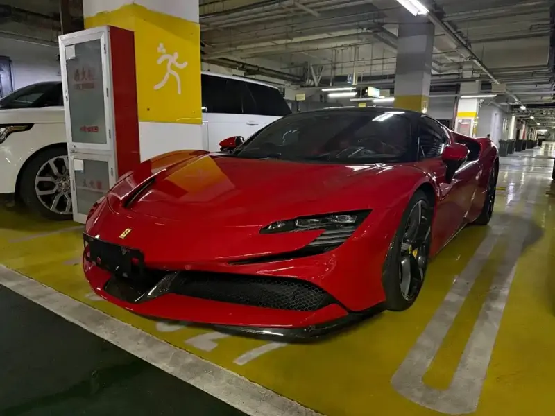 Ferrari SF90, 2021 — фото 1