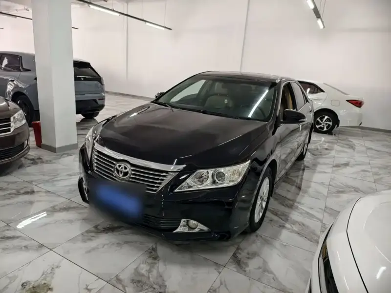 Toyota Camry, 2014