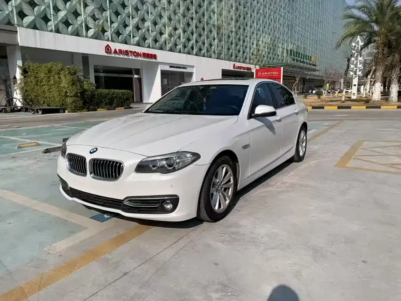 BMW 5 Series, 2015