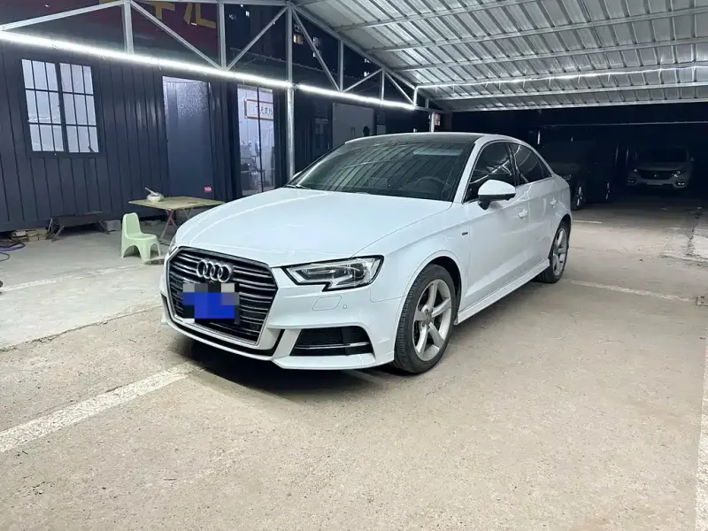 Audi A3, 2018 — фото 1