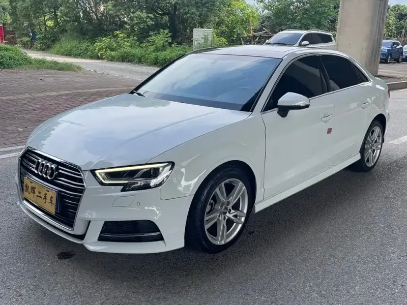 Audi A3, 2019 — фото 1