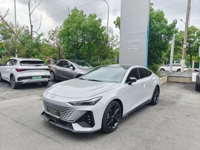 Changan UNI-V, 2023