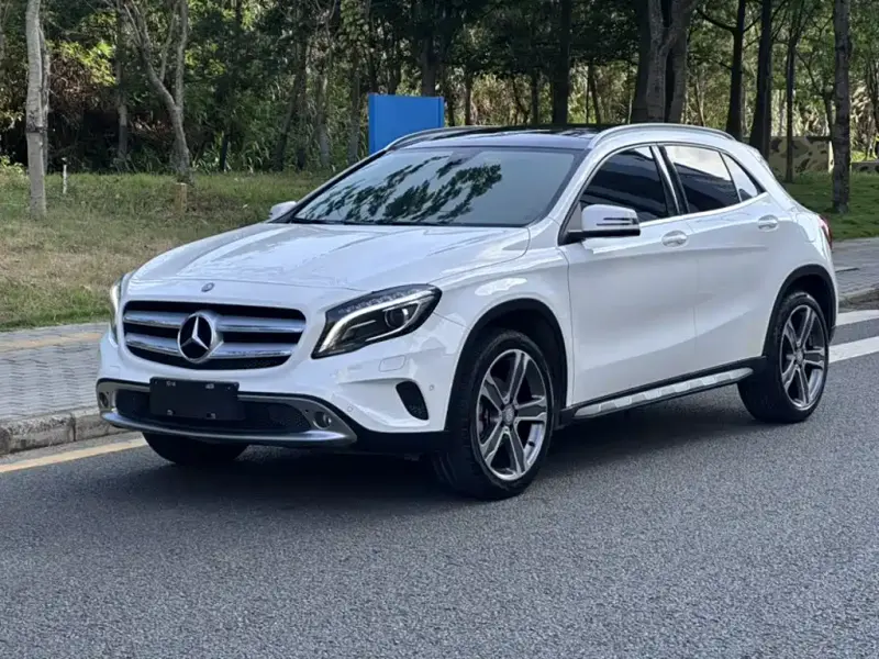 Mercedes-Benz GLA, 2016 — фото 1