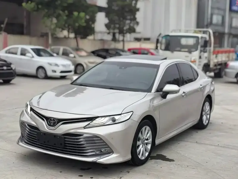 Toyota Camry, 2018