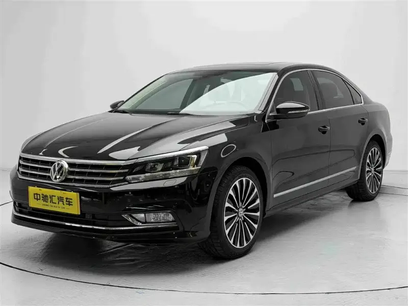 Volkswagen Passat, 2016 — фото 1